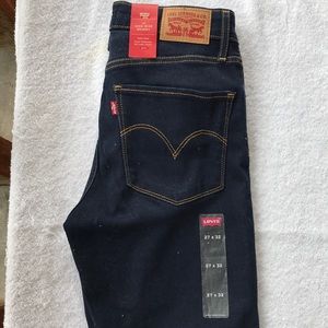 Levi’s 721 High Rise Skinny jeans
